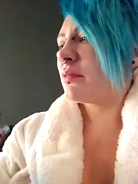 PinkTheHawk online show from April 12, 10:57 pm