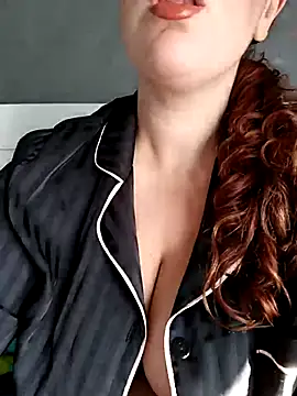 Snapshot of minerva_ chatting on October 18, 7:32 am minerva online show from October 18, 7:32 am