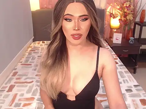 Snapshot of MistressAthalia chatting on September 19, 1:31 am MistressAthalia online show from September 19, 1:31 am