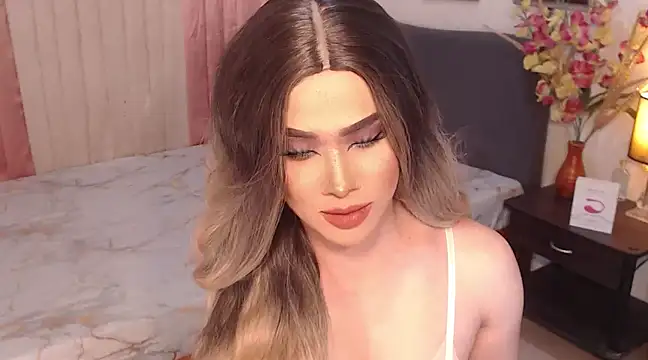 Snapshot of MistressAthalia chatting on March 23, 1:53 am MistressAthalia online show from March 23, 1:53 am