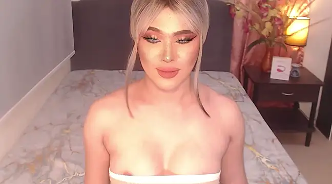 Snapshot of MistressAthalia chatting on February 9, 5:50 am MistressAthalia online show from February 9, 5:50 am