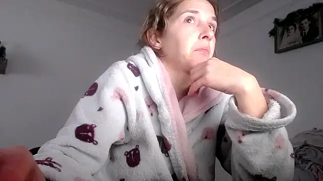 SexxyLety online show from December 20, 11:24 am