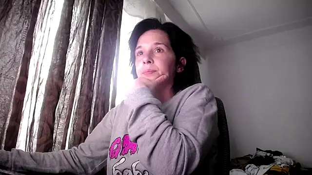 SexxyLety online show from May 21, 12:02 pm