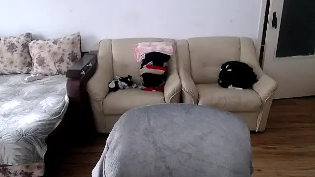 Snapshot of SexxyLety chatting on November 26, 7:08 am SexxyLety online show from November 26, 7:08 am