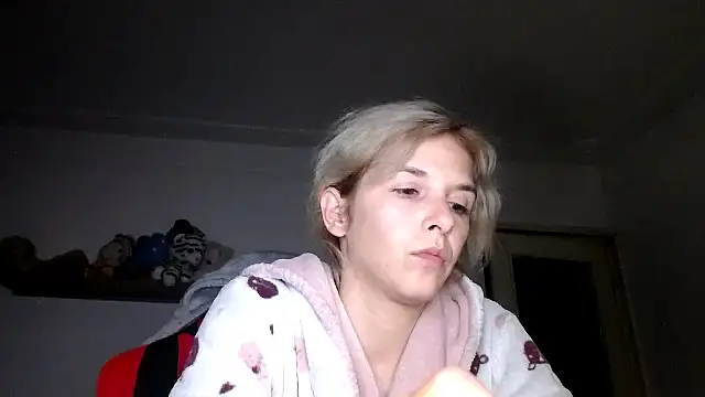 SexxyLety online show from October 10, 7:04 pm