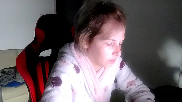 SexxyLety online show from October 4, 6:31 pm