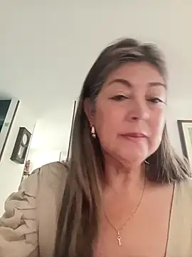 emma tour online show from April 15, 1:26 pm