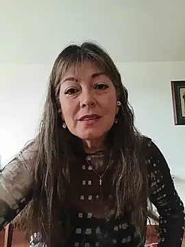 Snapshot of emma_tour chatting on May 30, 7:41 pm emma tour online show from May 30, 7:41 pm