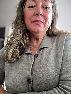 emma tour online show from January 13, 4:22 pm