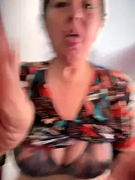 emma tour online show from December 18, 3:38 pm