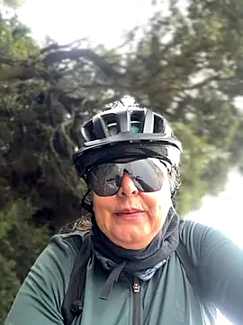 Snapshot of emma_tour chatting on November 14, 2:43 pm emma tour online show from November 14, 2:43 pm