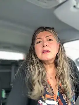 Snapshot of emma_tour chatting on October 30, 3:53 pm emma tour online show from October 30, 3:53 pm