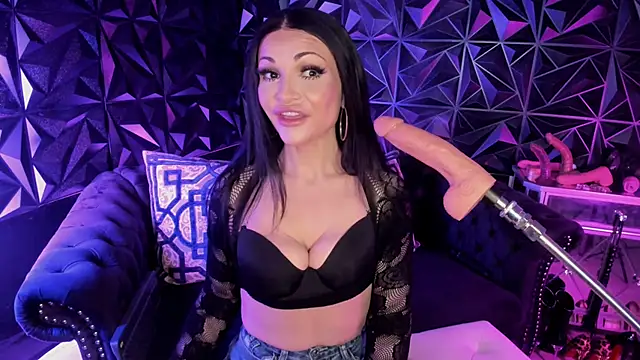 Snapshot of NatashaxoBangs chatting on November 20, 12:55 am NatashaxoBangs online show from November 20, 12:55 am