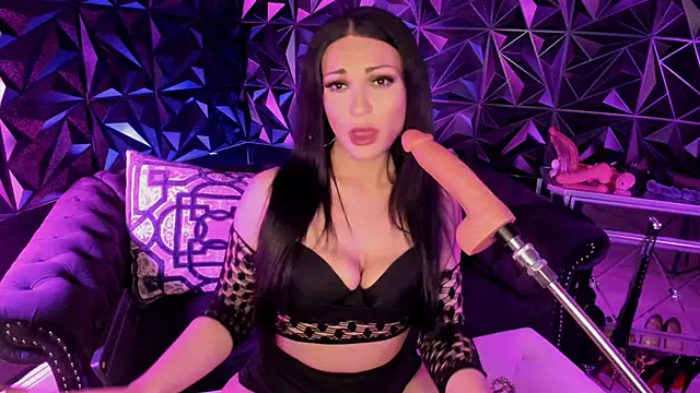 Snapshot of NatashaxoBangs chatting on October 16, 4:21 am NatashaxoBangs online show from October 16, 4:21 am