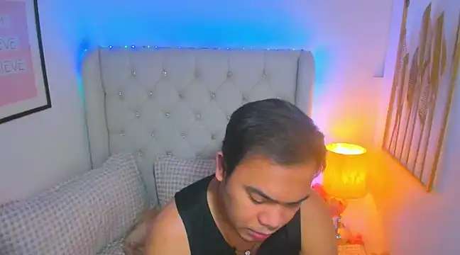 AsianZero online show from March 16, 7:17 pm