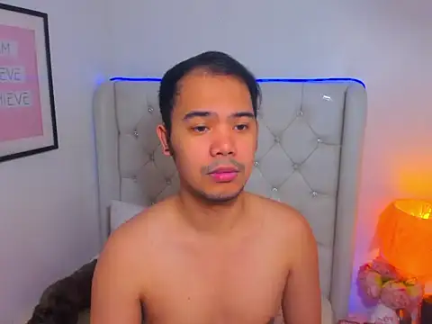 AsianZero online show from March 20, 4:19 pm