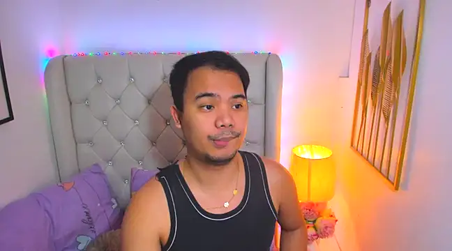 AsianZero online show from February 20, 5:09 pm