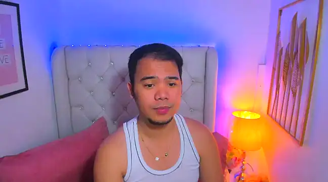 AsianZero online show from February 4, 8:28 pm