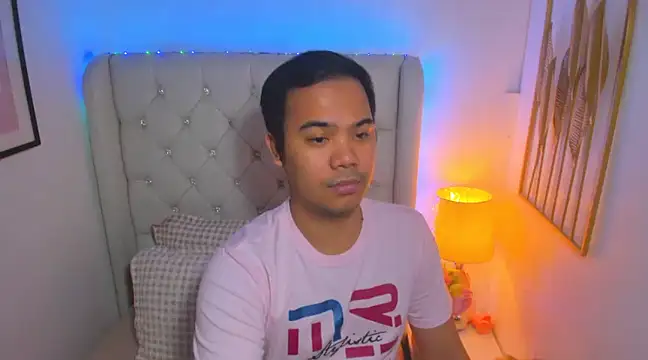 AsianZero online show from March 18, 4:39 pm