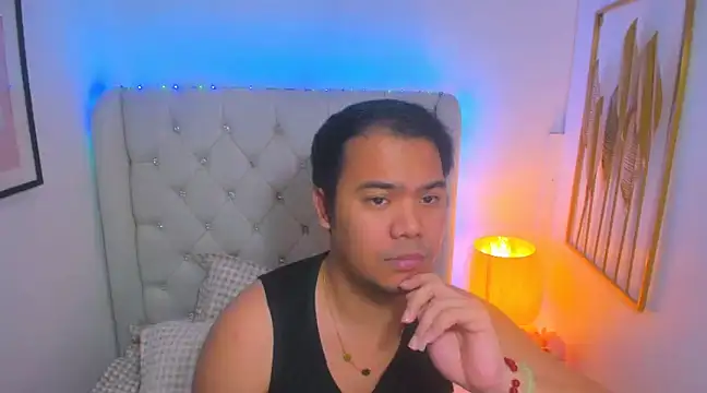 AsianZero online show from March 22, 8:37 pm