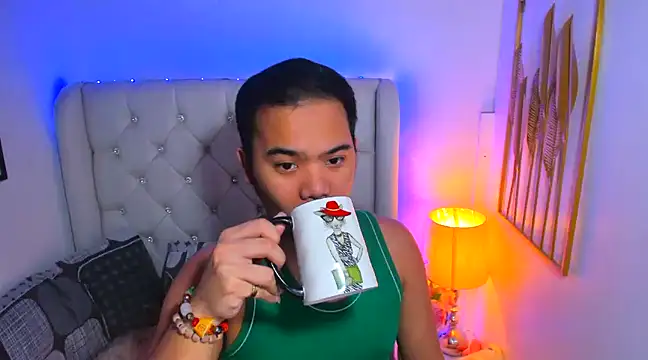 AsianZero online show from February 13, 5:33 pm