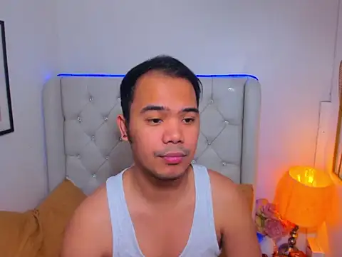 AsianZero online show from March 13, 9:31 pm