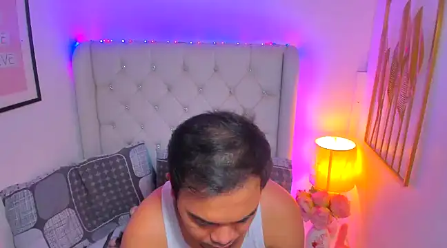 AsianZero online show from February 15, 9:17 pm