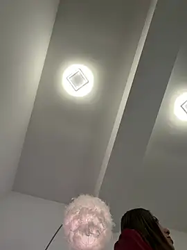 Rileysim88 online show from February 24, 8:37 am