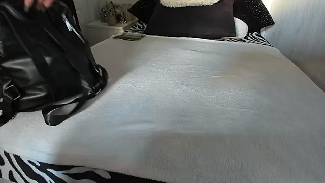 boobies4fun online show from June 15, 4:01 am