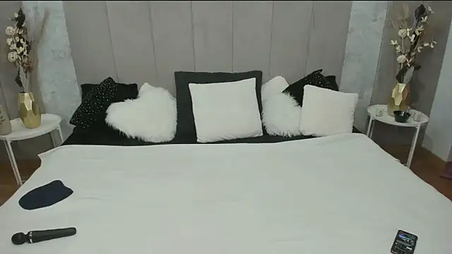 Snapshot of boobies4fun chatting on October 1, 6:01 pm boobies4fun online show from October 1, 6:01 pm