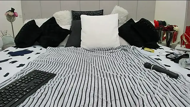 Snapshot of boobies4fun chatting on January 31, 1:56 pm boobies4fun online show from January 31, 1:56 pm