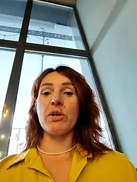 Snapshot of EvaXOAir chatting on September 18, 8:50 am EvaXOAir online show from September 18, 8:50 am