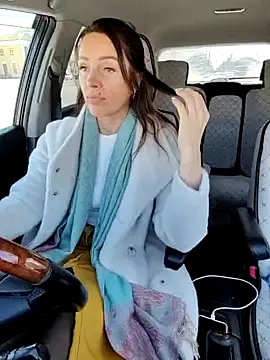 Snapshot of EvaXOAir chatting on March 22, 6:00 am EvaXOAir online show from March 22, 6:00 am