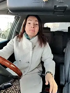 EvaXOAir online show from March 31, 4:25 am