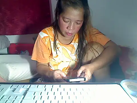 wethornypussy4u online show from February 22, 12:02 am