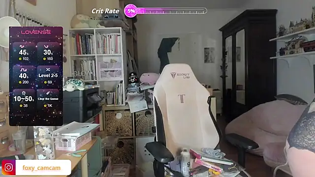 Foxy c online show from April 23, 8:43 pm