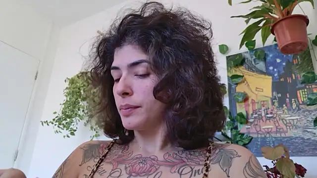 TaliMajesty online show from February 6, 7:32 pm