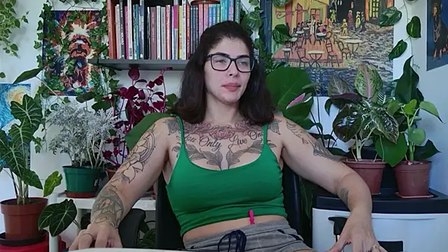 TaliMajesty online show from April 9, 10:10 am