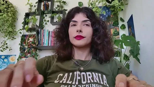 Snapshot of TaliMajesty chatting on June 17, 12:37 pm TaliMajesty online show from June 17, 12:37 pm