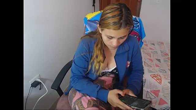 Mia davis01 online show from February 3, 2:34 pm