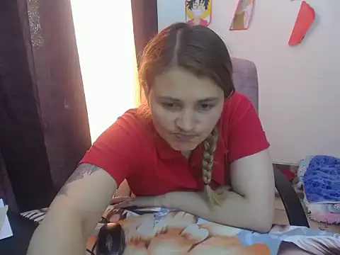 Mia davis01 online show from May 26, 9:02 pm