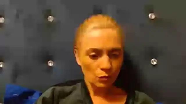 Snapshot of MysticCreature chatting on October 31, 4:20 am MysticCreature online show from October 31, 4:20 am