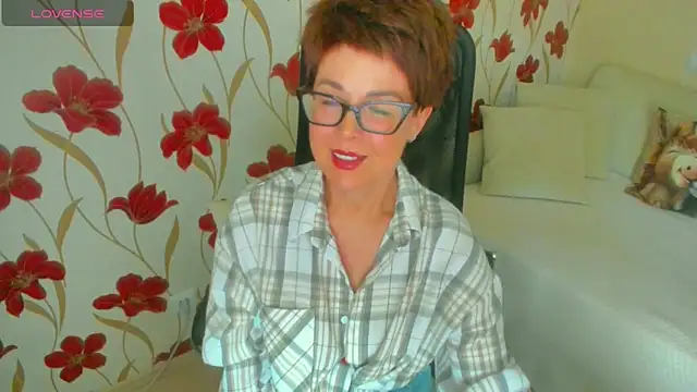 JennAlison online show from March 13, 1:27 pm