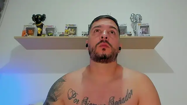 camilo restrepo21 online show from March 8, 12:49 am