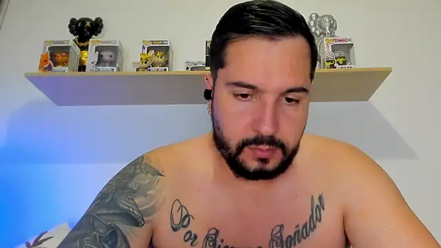 camilo restrepo21 online show from June 2, 11:49 pm