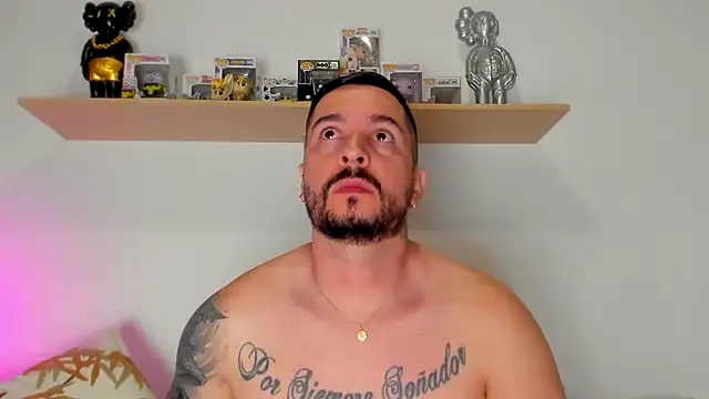 camilo restrepo21 online show from November 15, 12:03 am