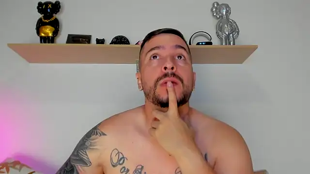 camilo restrepo21 online show from September 24, 11:10 pm