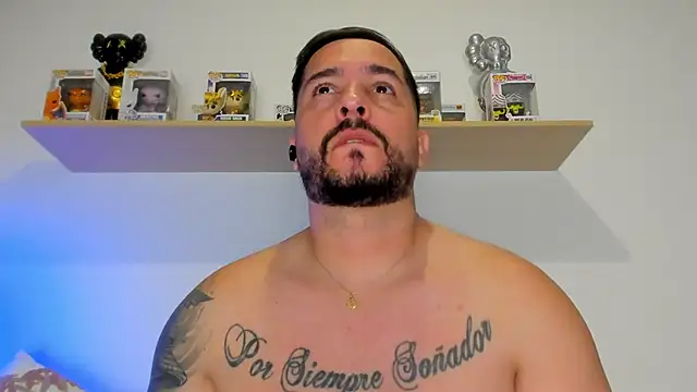 camilo restrepo21 online show from May 23, 11:59 pm