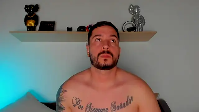 camilo restrepo21 online show from March 15, 11:39 pm