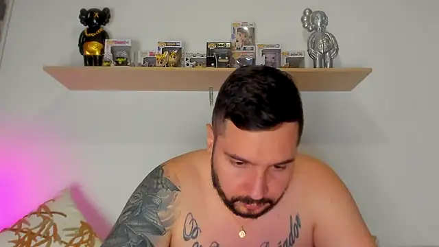 camilo restrepo21 online show from November 7, 12:48 am